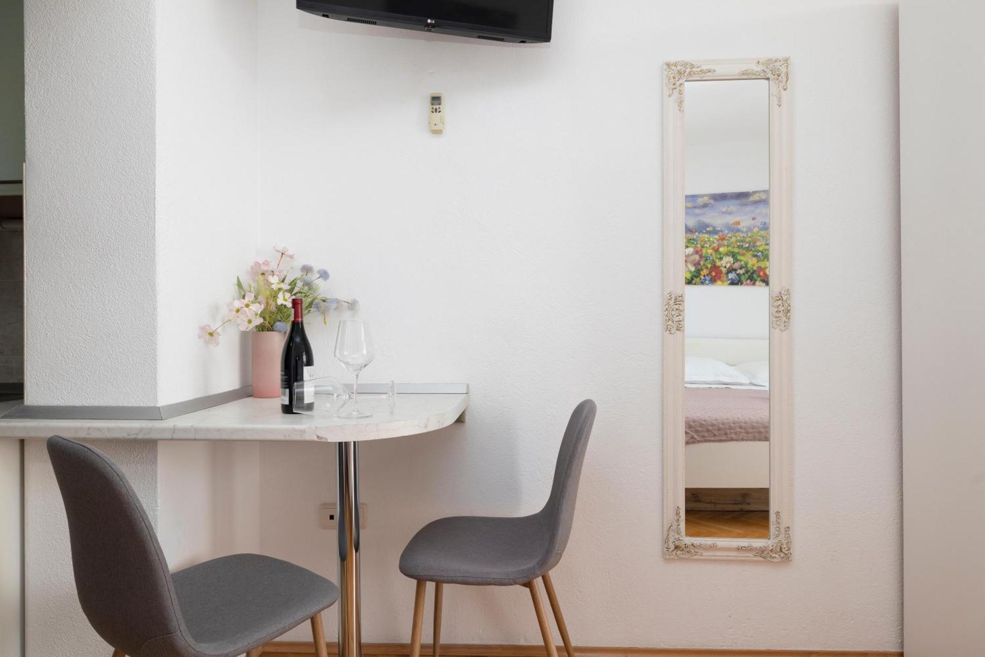 Apartments Niki Brela Extérieur photo